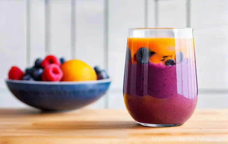 자가 발효로 만든 스무디 레시피 - **Vibrant Fermented Morning Smoothie:** A close-up shot of a clear glass filled with a richly colore...